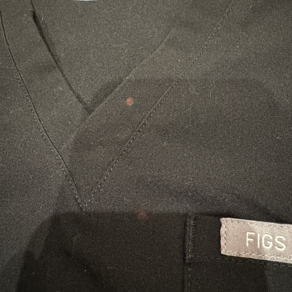 Figs Scrub Top